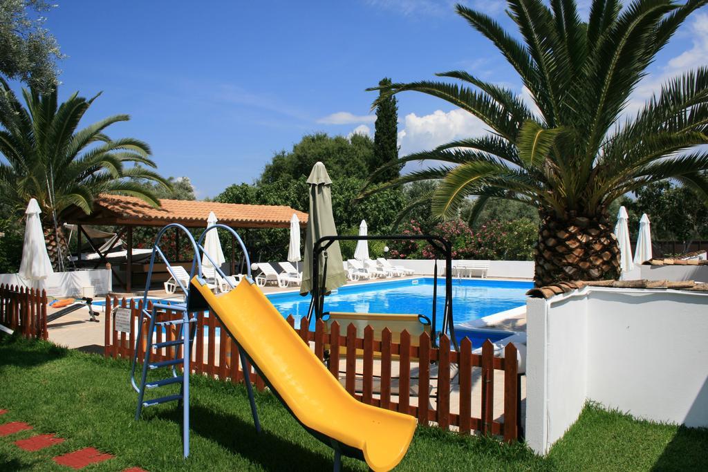 Alexaria Holidays Apartments Frínion Exterior foto